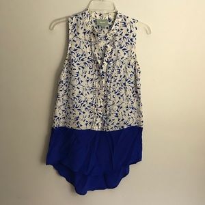 Blue pattern blouse
